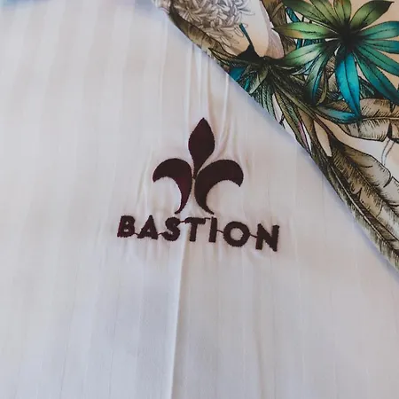 Bastion Luxury Medieval Lägenhet *