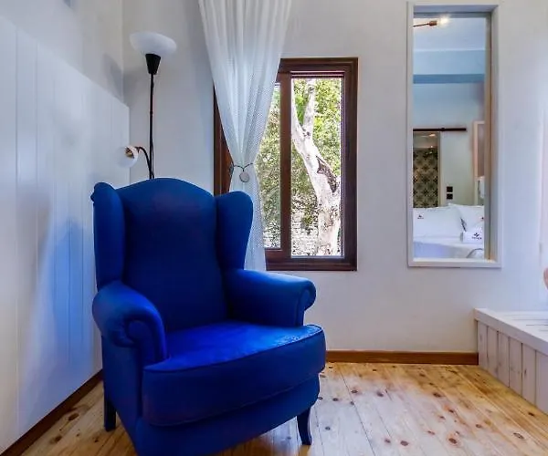 Bastion Luxury Medieval *