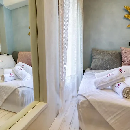 Bastion Luxury Medieval شقة