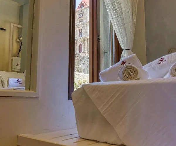 Bastion Luxury Medieval Lejlighed *